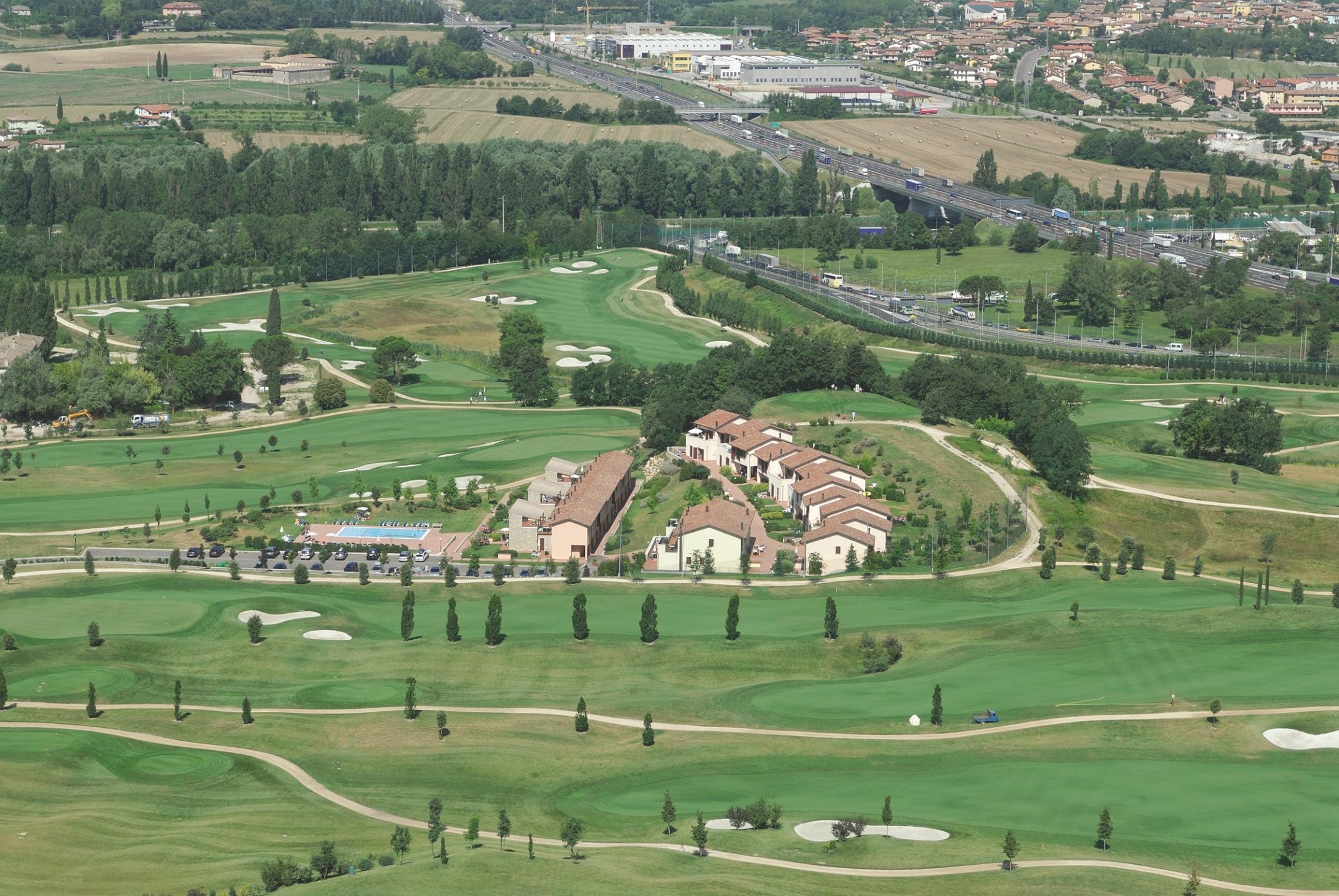 Golf Residenza Aparthotel Peschiera del Garda Exterior photo
